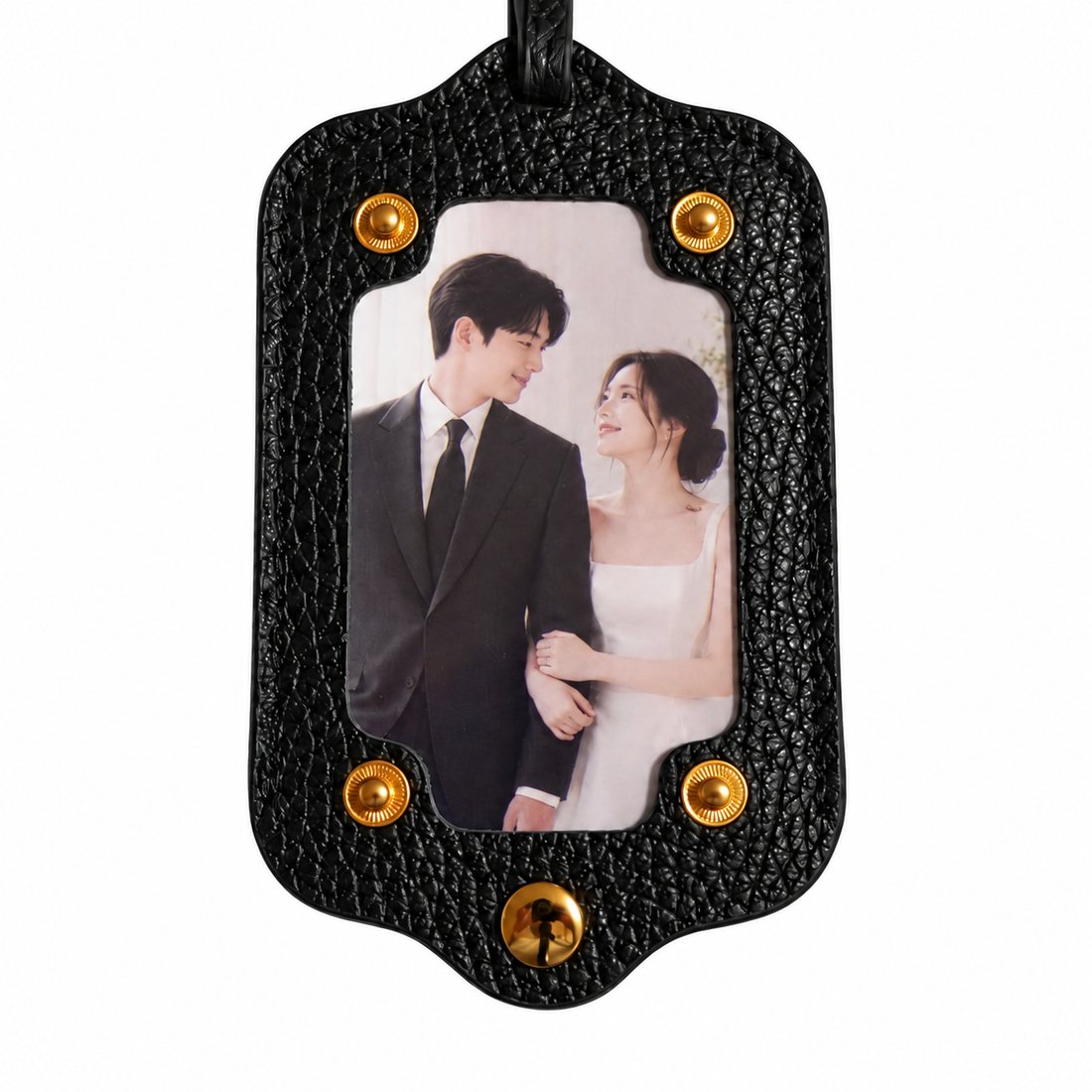 오렉토 블랙 가죽 백참 앞면 — 웨딩 사진
